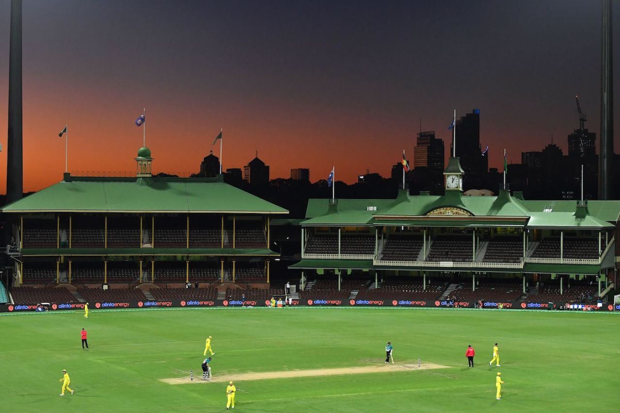 Martin Guptill gets ready to bat, Australia v New Zealand, 1st ODI, Sydney Cricket Ground, Sydney, Australia March 13, 2020