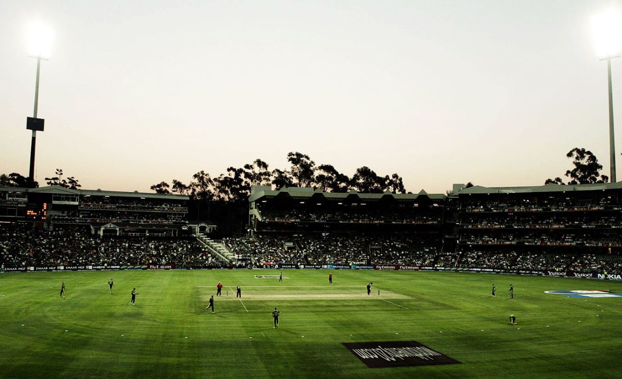A general view of the Wanderers during the opening game of the 2007 World T20, South Africa v West Indies, World Twenty20, Johannesburg, September 11, 2007