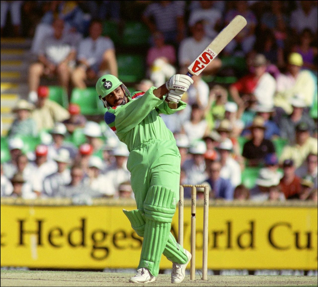 Rameez Raja steps out to hit over the top, World Cup 1992