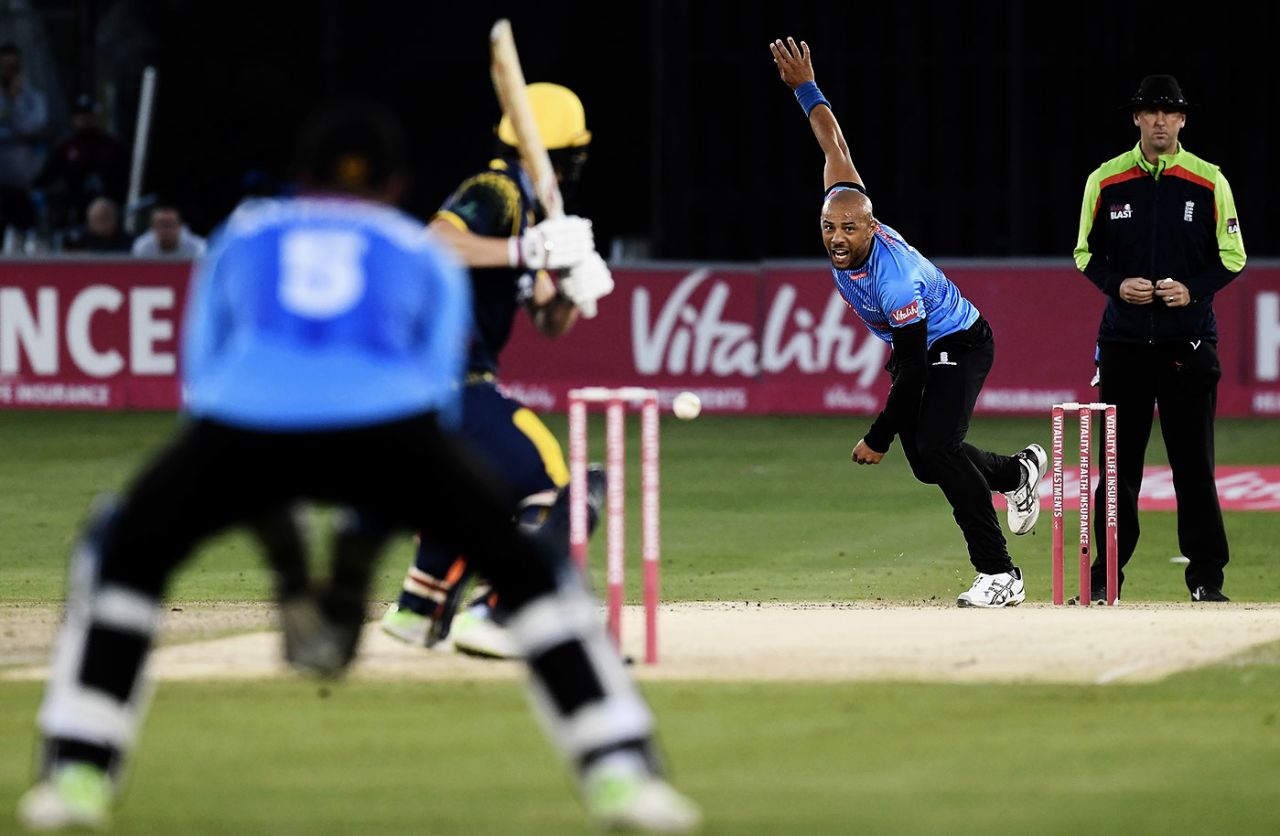 Tymal Mills bowls, Sussex v Glamorgan, Vitality Blast, Hove, August 14, 2018