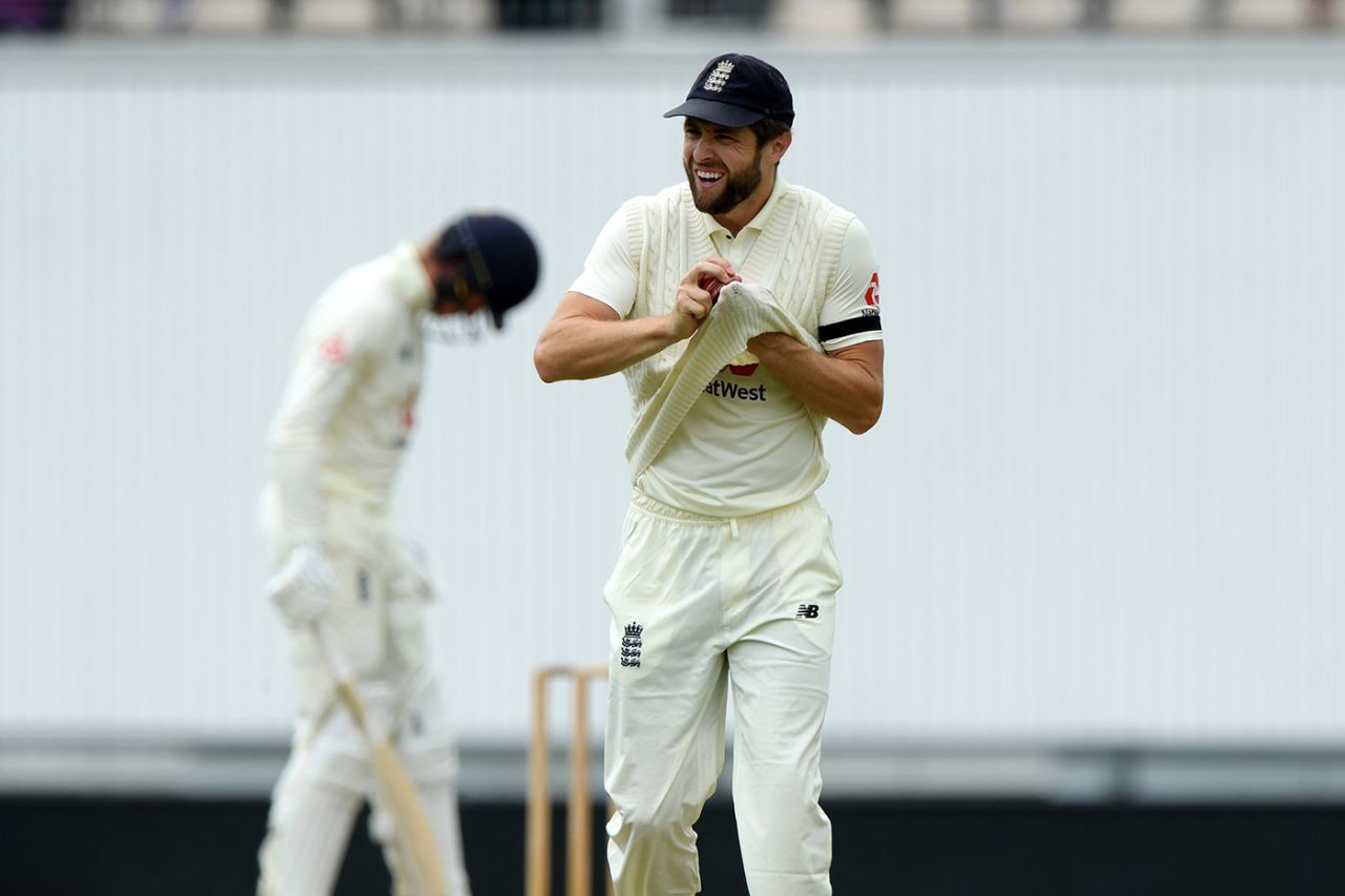 Chris Woakes shines the ball, Team Buttler v Team Stokes, day two, Ageas Bowl, July 2, 2020
