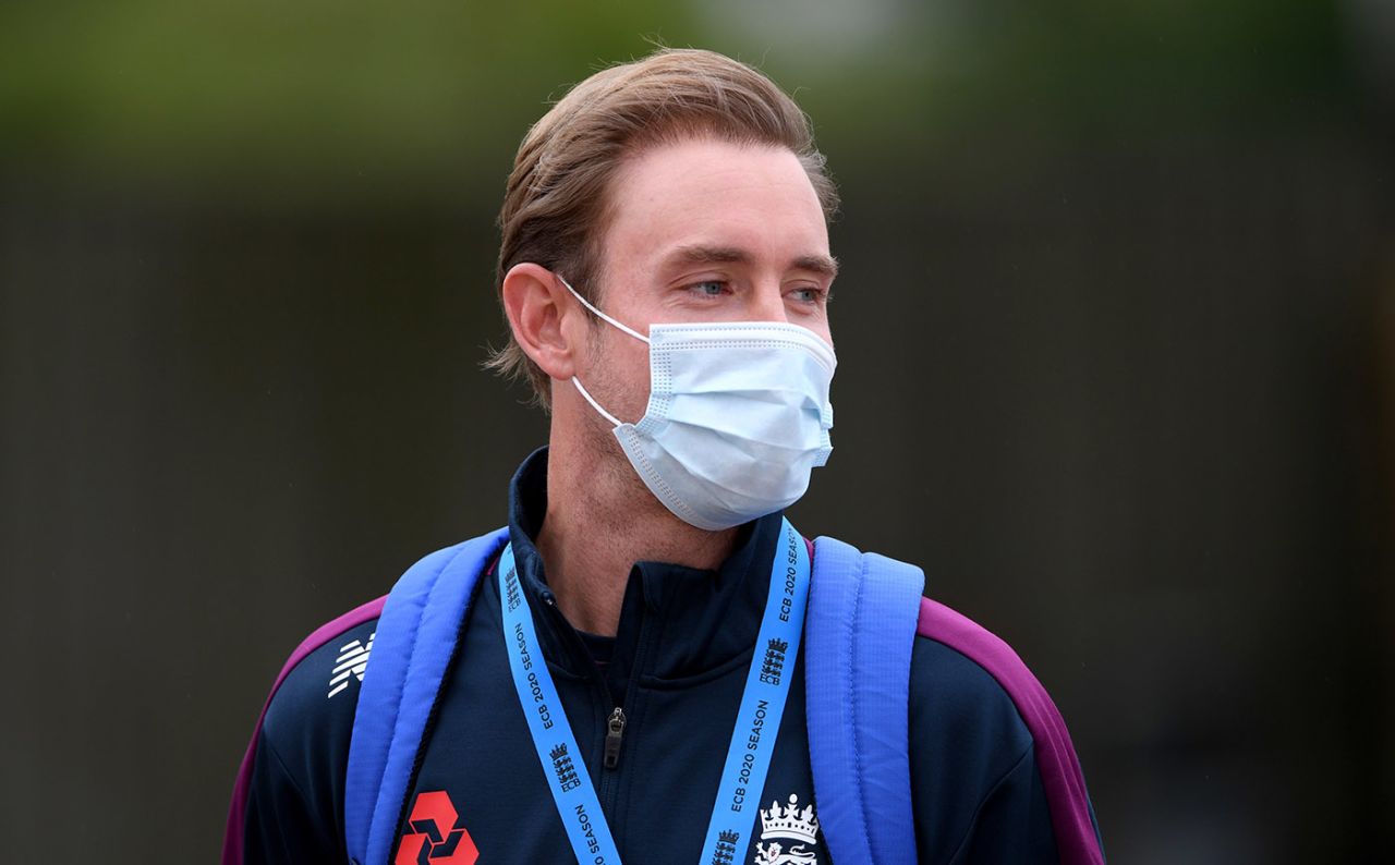 Stuart Broad wears a face mask ahead of the start of play, England v West Indies, 1st Test, day 1, Southampton, July 08, 2020