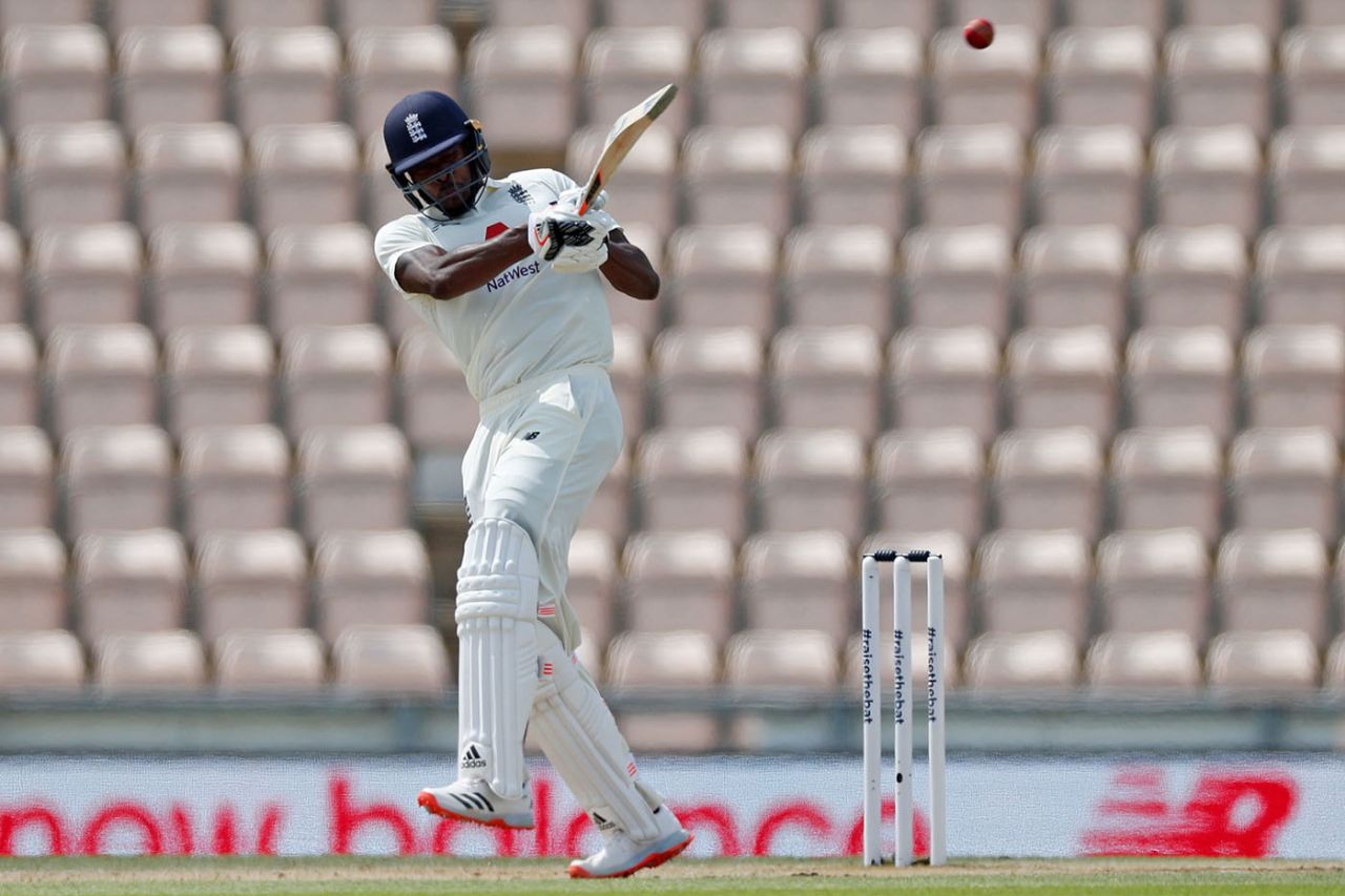 Jofra Archer swings a pull into the leg side, England v West Indies, 1st Test, 5th day, Southampton, July 12, 2020