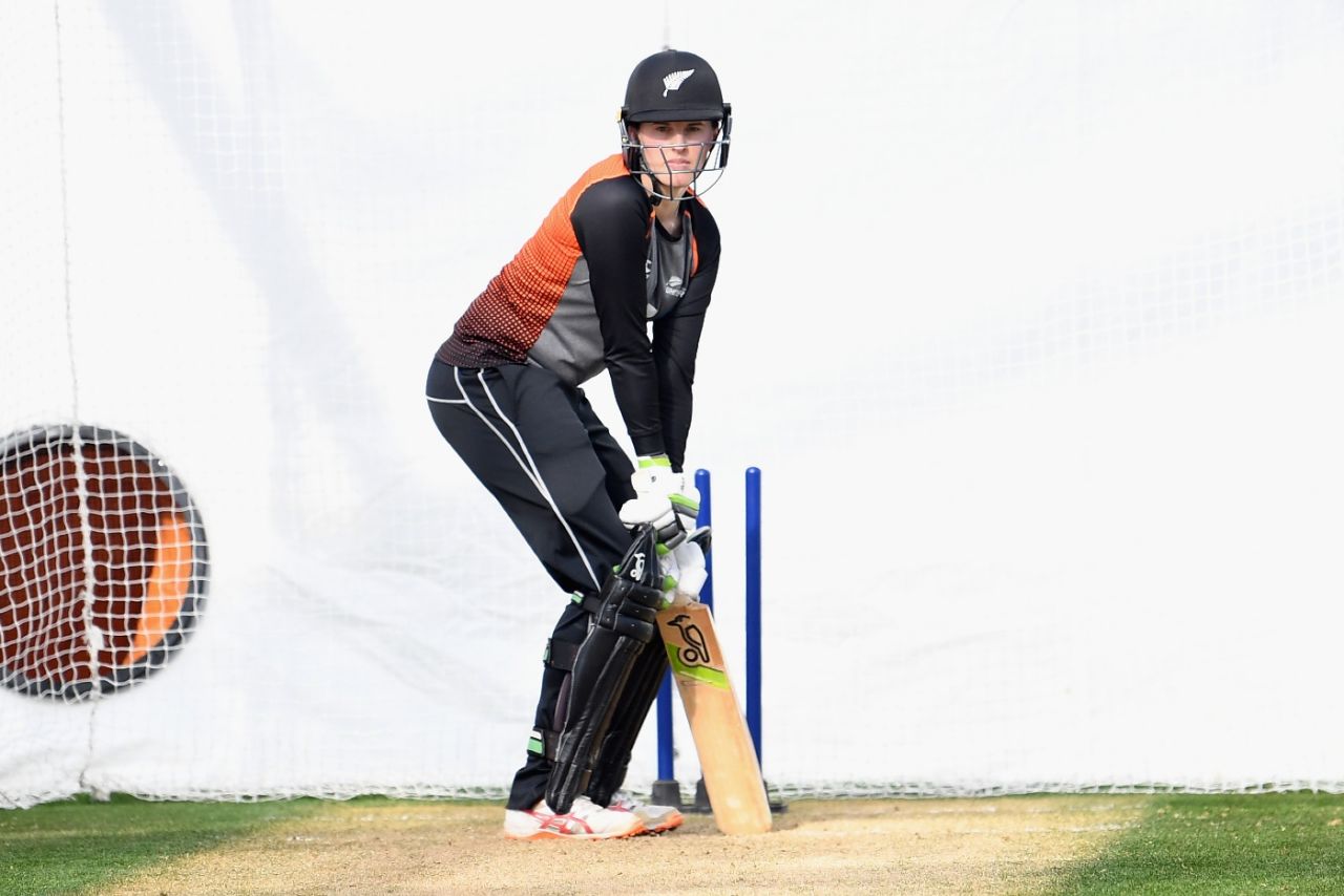 Amy Satterthwaite bats during a training camp at the New Zealand Cricket High Performance Centre, Lincoln, July 14, 2020