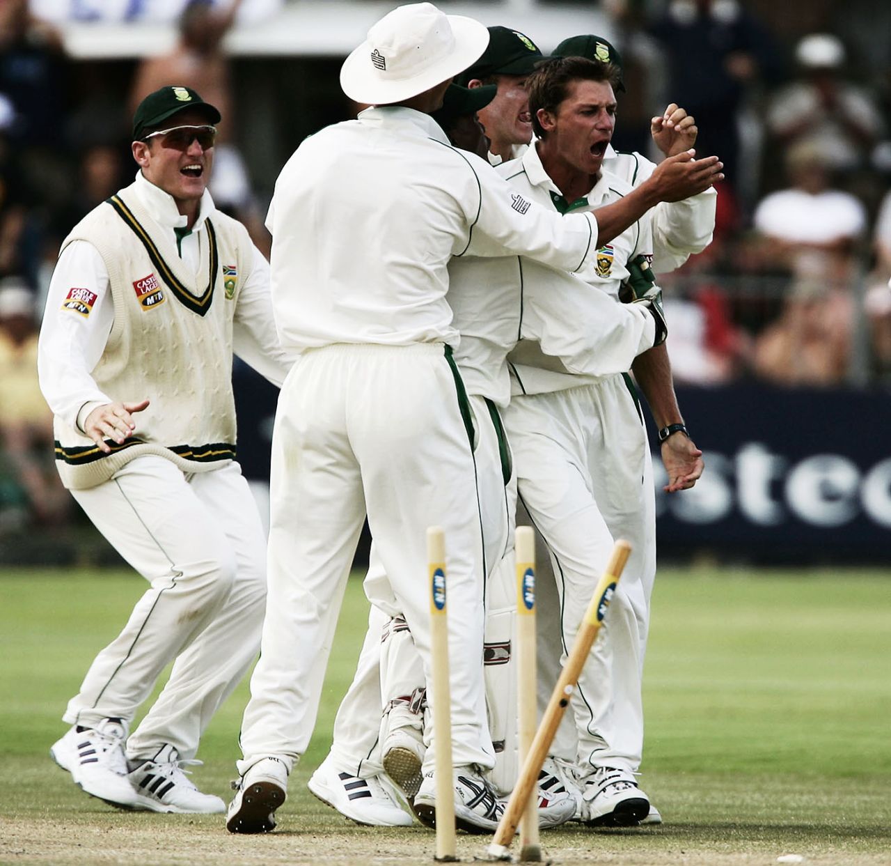 Dale Steyn celebrates his first Test wicket, South Africa v England, 1st Test, Port Elizabeth, 2nd day, December 18, 2004