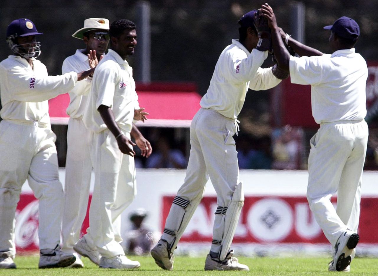 Muttiah Muralitharan celebrates after dismissing S Ramesh, Sri Lanka v India, 1st Test, Galle, 1st day, August 14, 2001