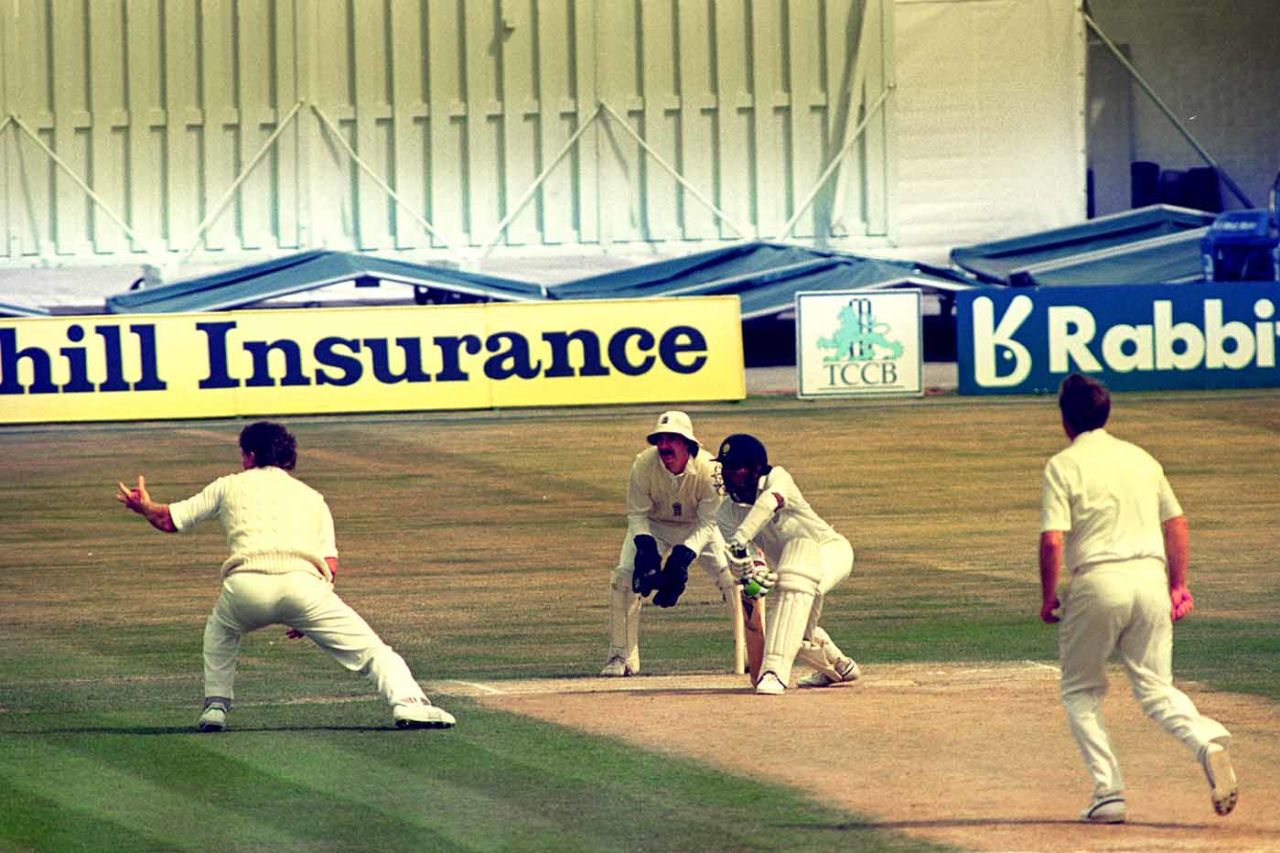 Sanjay Manjrekar is caught by Robin Smith off Eddie Hemmings for 93, England v India, 2nd Test, Old Trafford, 3rd day, August 11, 1990