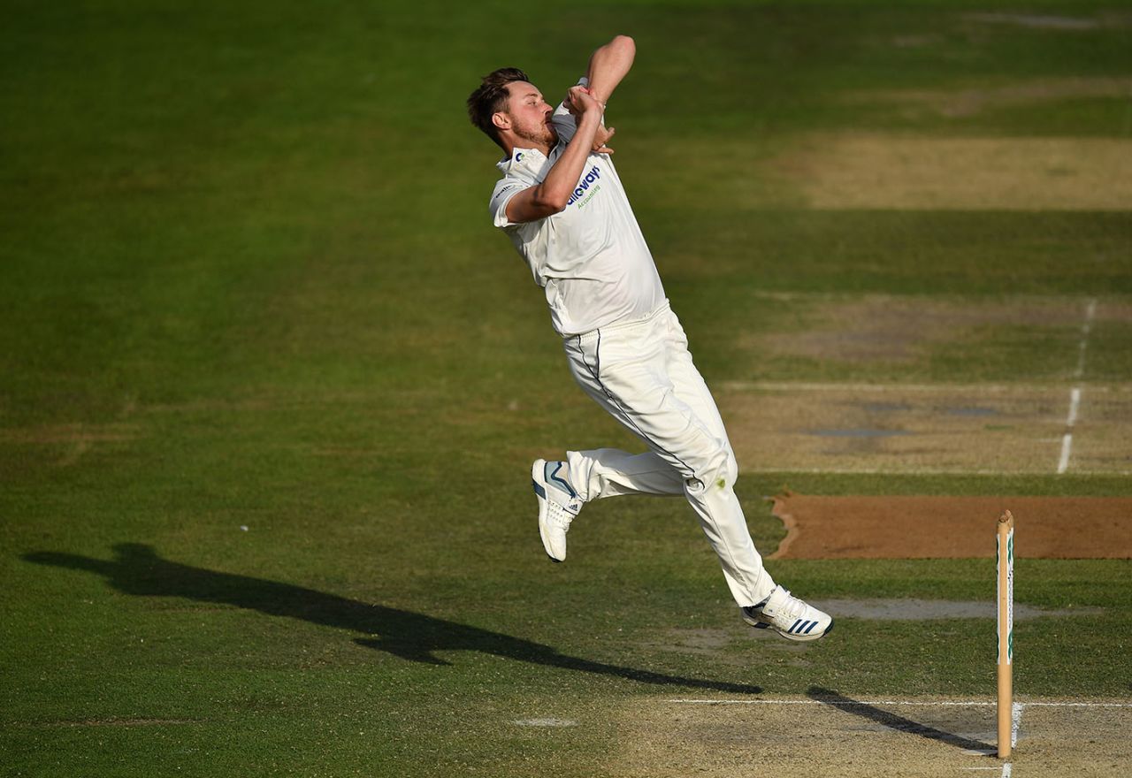 Ollie Robinson in his delivery stride, Specsavers County Championship, Division 2, Sussex v Middlesex, 1st Central County Ground, August 20, 2019 in Hove, England