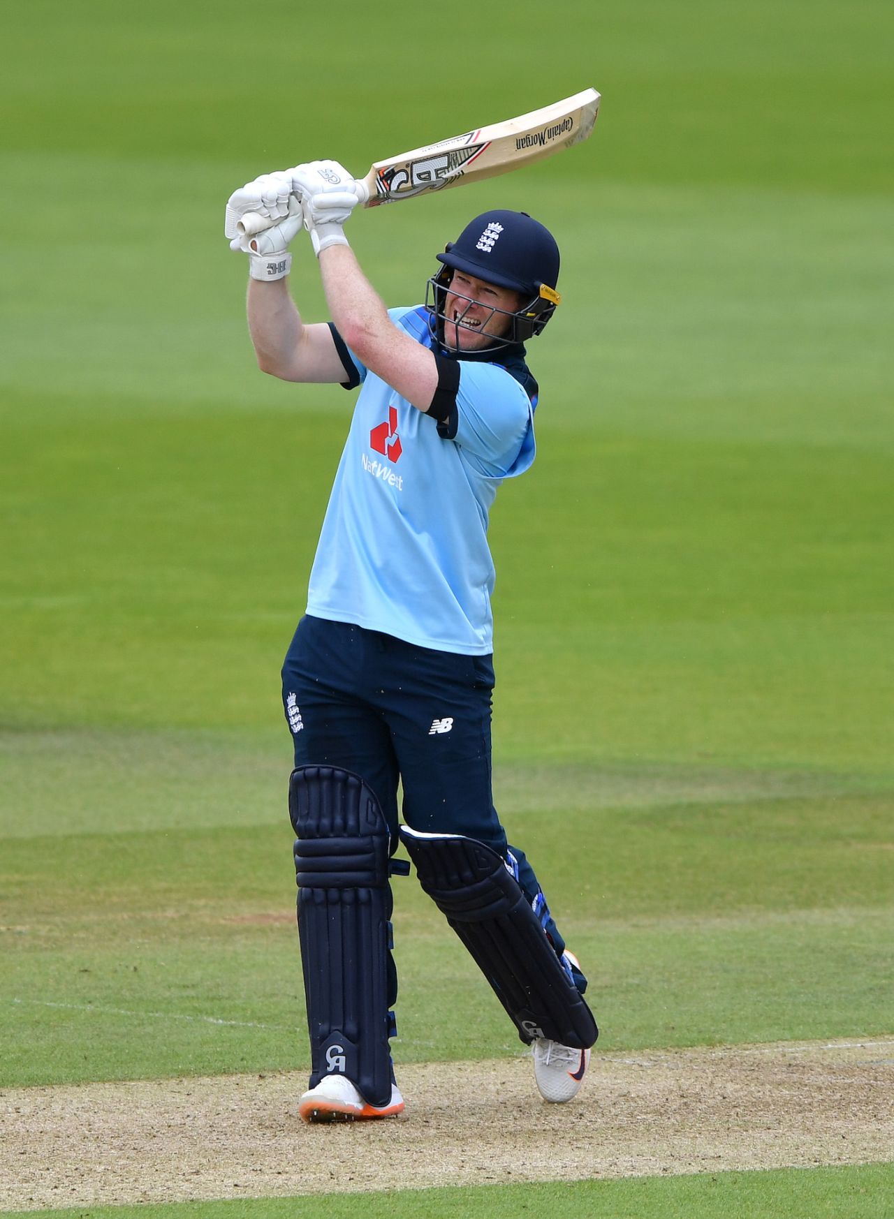Eoin Morgan swings down the ground, England v Ireland, 3rd ODI, Ageas Bowl, August 4, 2020