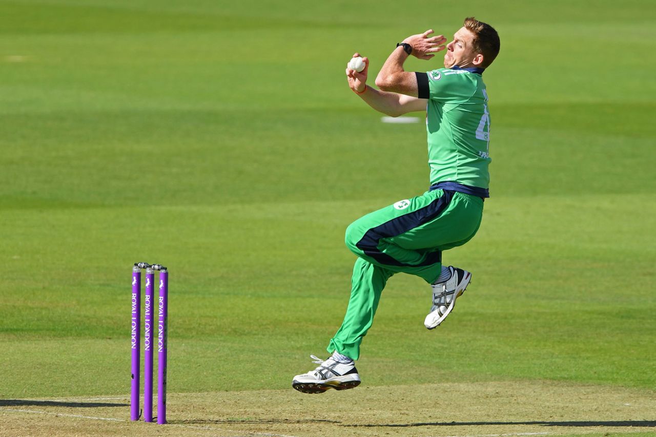 Craig Young in action, England v Ireland, 3rd ODI, Ageas Bowl, August 4, 2020