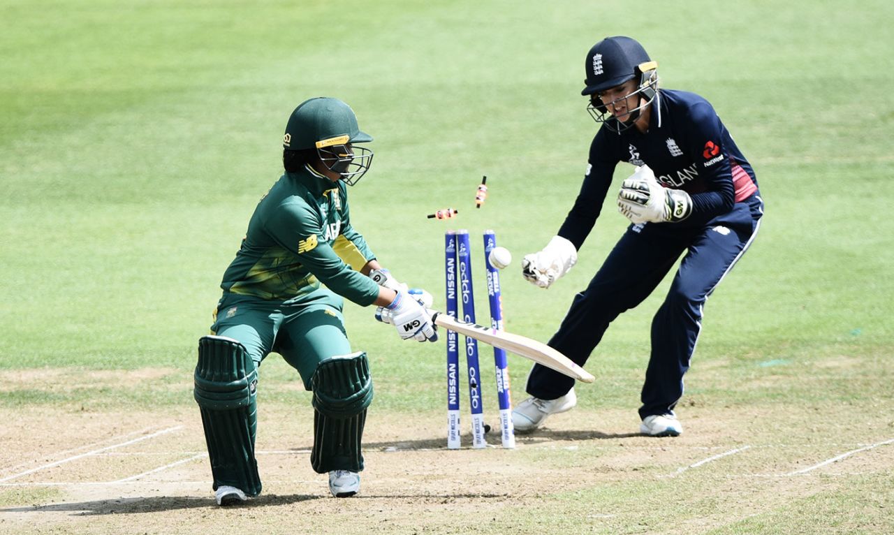 Sarah Taylor stumps Trisha Chetty, England v South Africa, Women's World Cup, Bristol, July 18, 2017