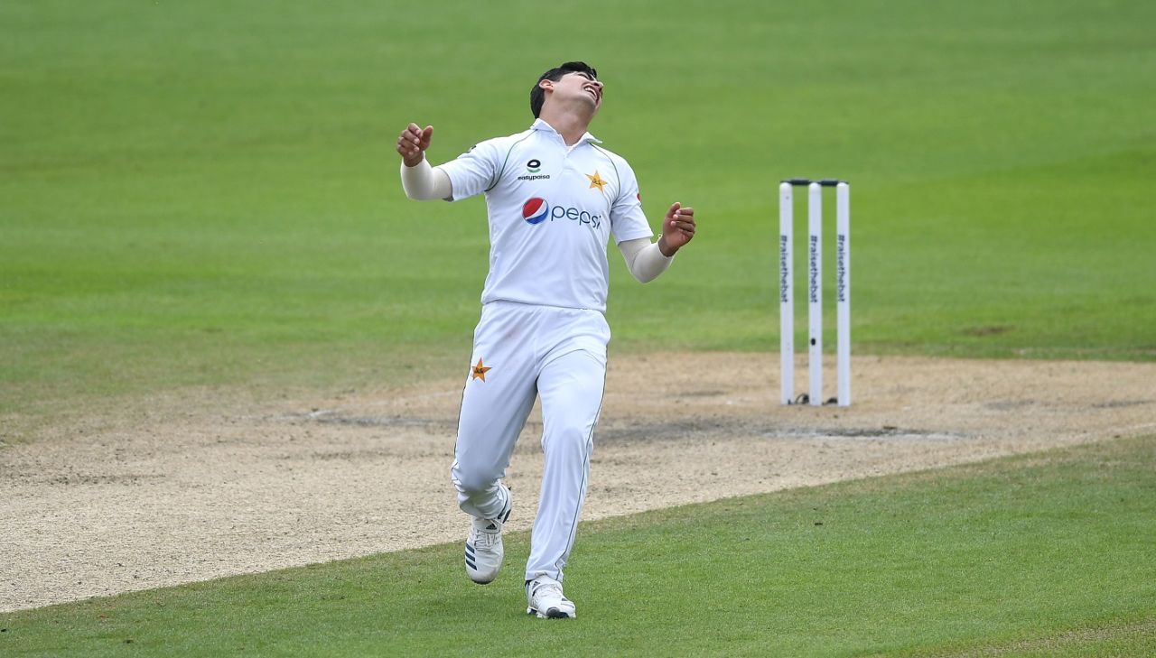 Naseem Shah throws his head back in despair, England v Pakistan, 1st Test, Old Trafford, 3rd day, August 7, 2020