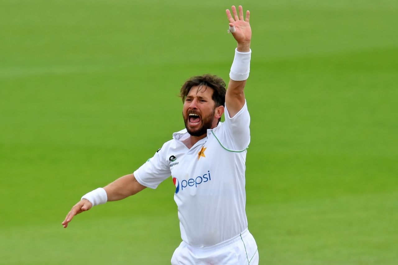 Yasir Shah belts out an appeal, England v Pakistan, 1st Test, Old Trafford, 4th day, August 8, 2020
