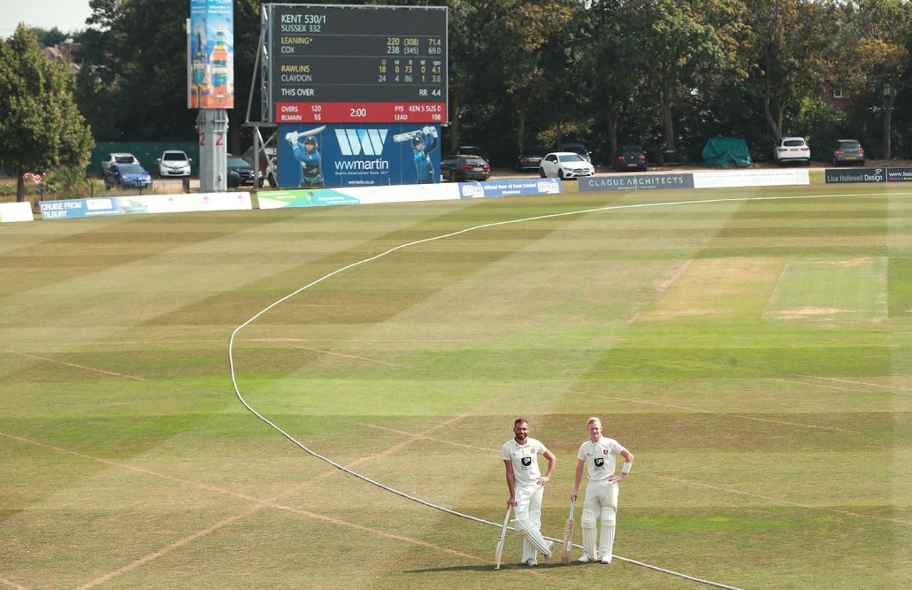 Jack Leaning and Jordan Cox pose in front of the scoreboard, Kent v Sussex, Bob Willis Trophy, Canterbury, 3rd day, August 10, 2020
