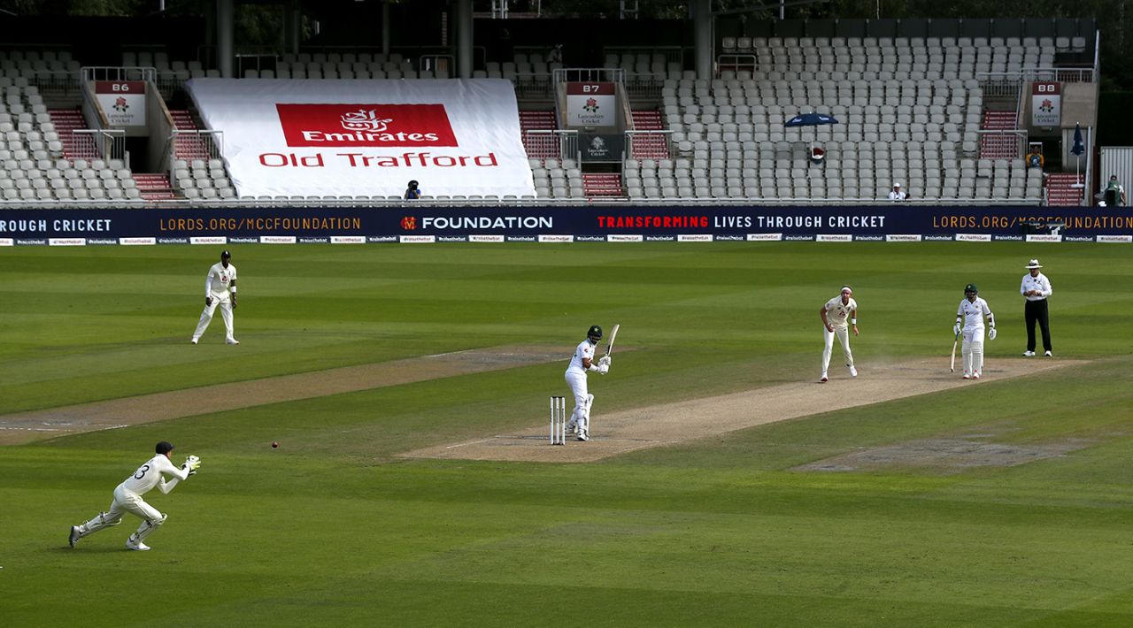 Shan Masood edges a catch to Jos Buttler off Stuart Broad, England v Pakistan, 1st Test, Old Trafford, 3rd day, August 7, 2020