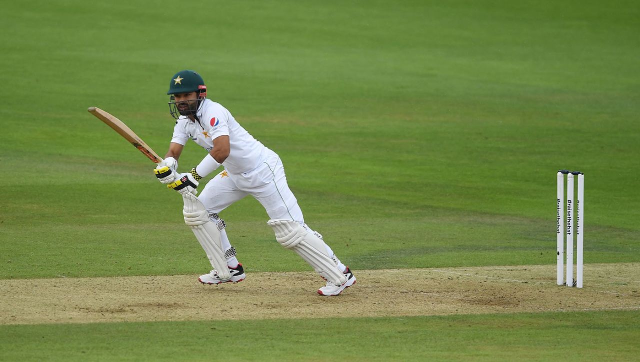 Mohammad Rizwan sets off for a single, England v Pakistan, Ageas Bowl, 2nd Test, 1st day, August 13, 2020