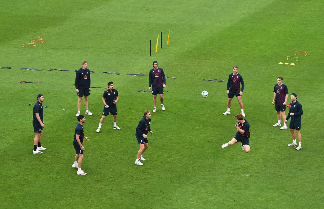 England warm up with a game of headers and volleys, England v Pakistan, Ageas Bowl, 2nd Test, 2nd day, August 14, 2020