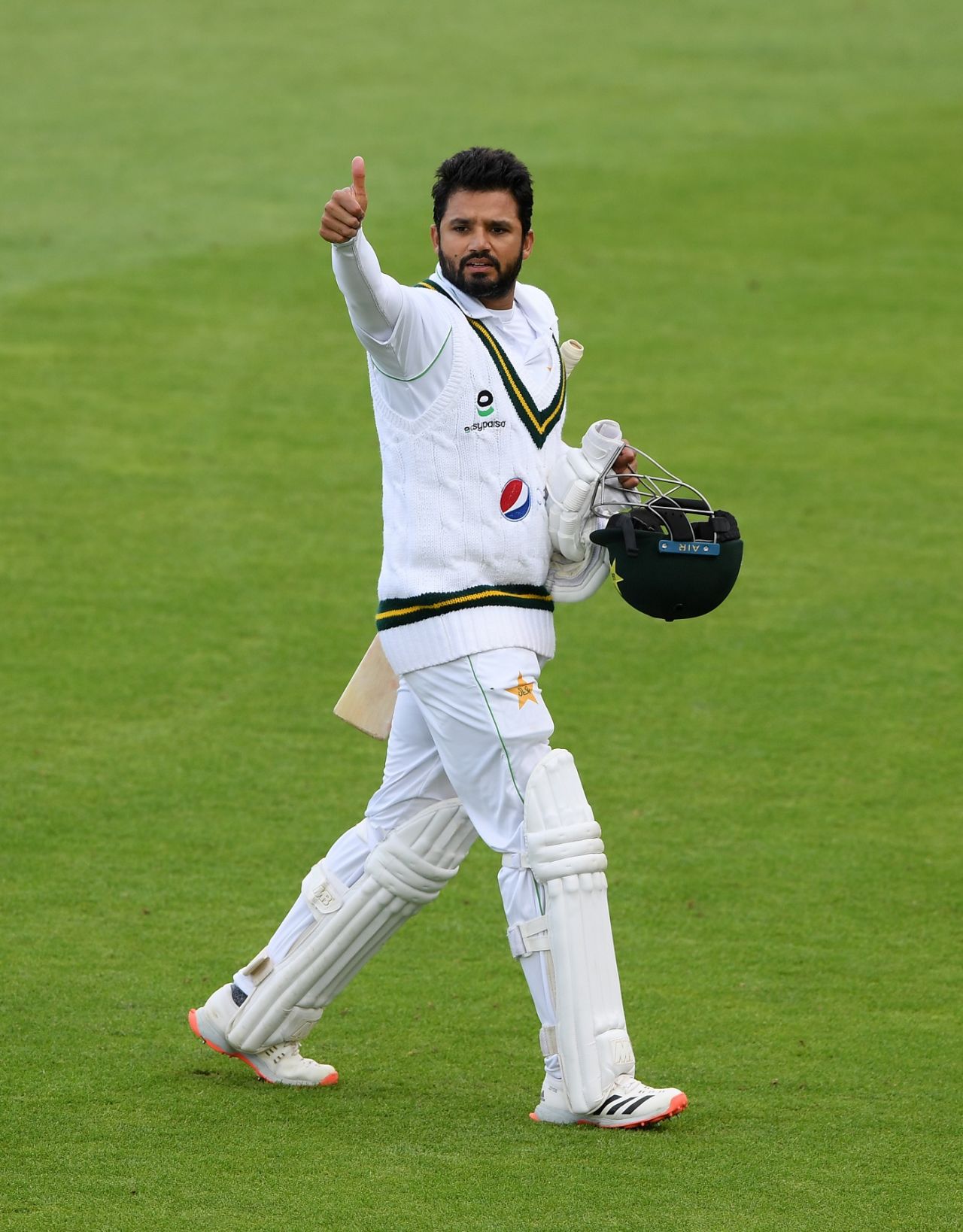 Things are looking up for Azhar Ali , England v Pakistan, 3rd Test, Southampton, 3rd day, August 23, 2020