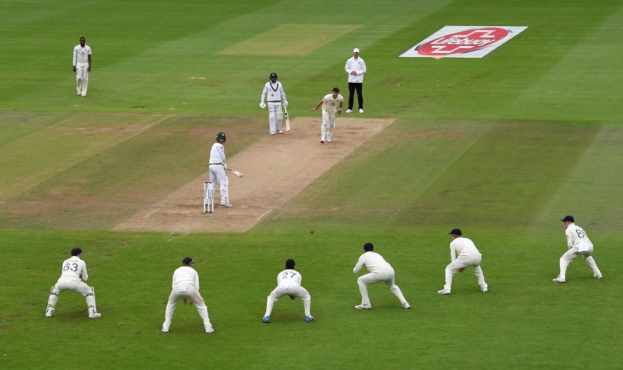 Naseem Shah edges James Anderson to the slips, England v Pakistan, 3rd Test, Southampton, 4th day, August 24, 2020