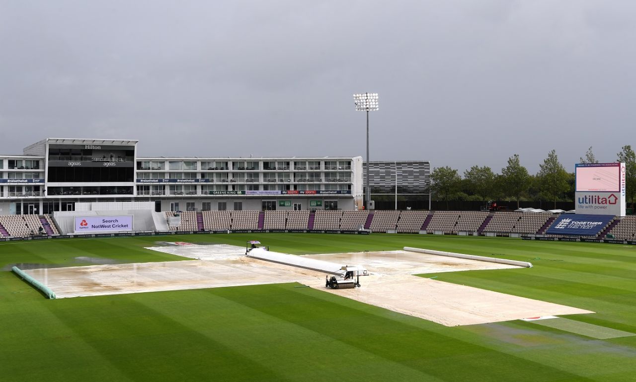 Covers on at the Ageas Bowl with rain disrupting play, England v Pakistan, 3rd Test, Southampton, 4th day, August 24, 2020