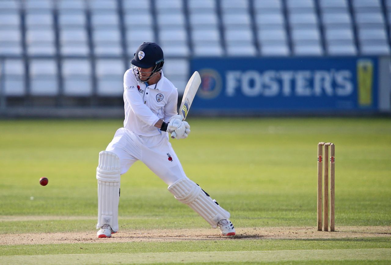 Luis Reece frees his arms, 3rd day, Bob Willis Trophy, Derbyshire v Durham, Emirates Riverside, August 23, 2020