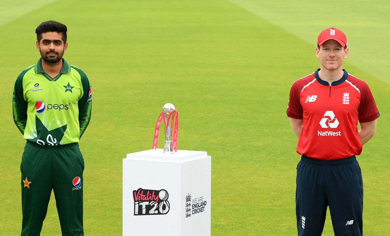 Babar Azam and Eoin Morgan pose with the series trophy, Old Trafford, August 27, 2020