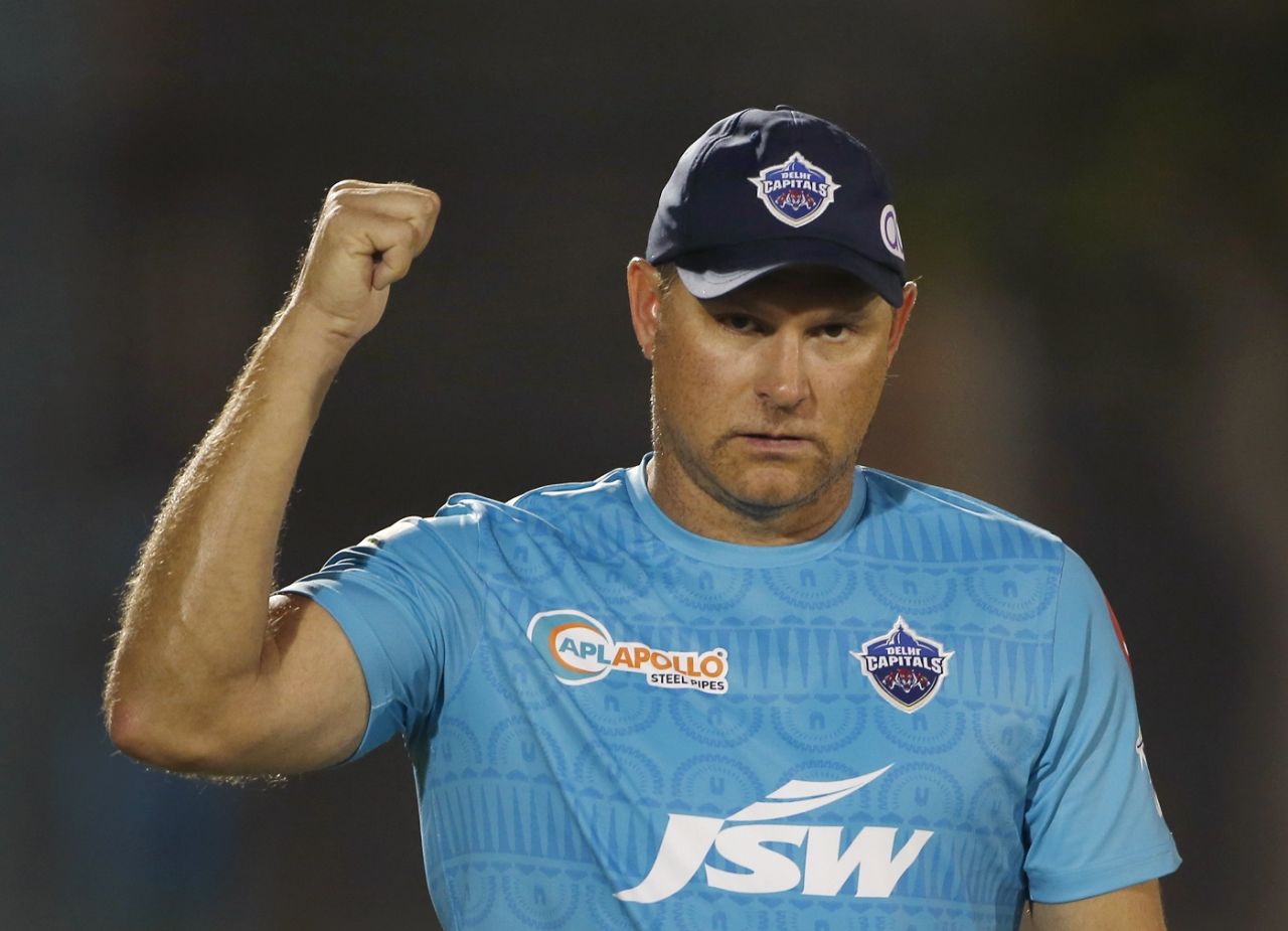 Ryan Harris gestures during his first nets session with the Delhi Capitals, IPL 2020, Dubai, September 3, 2020