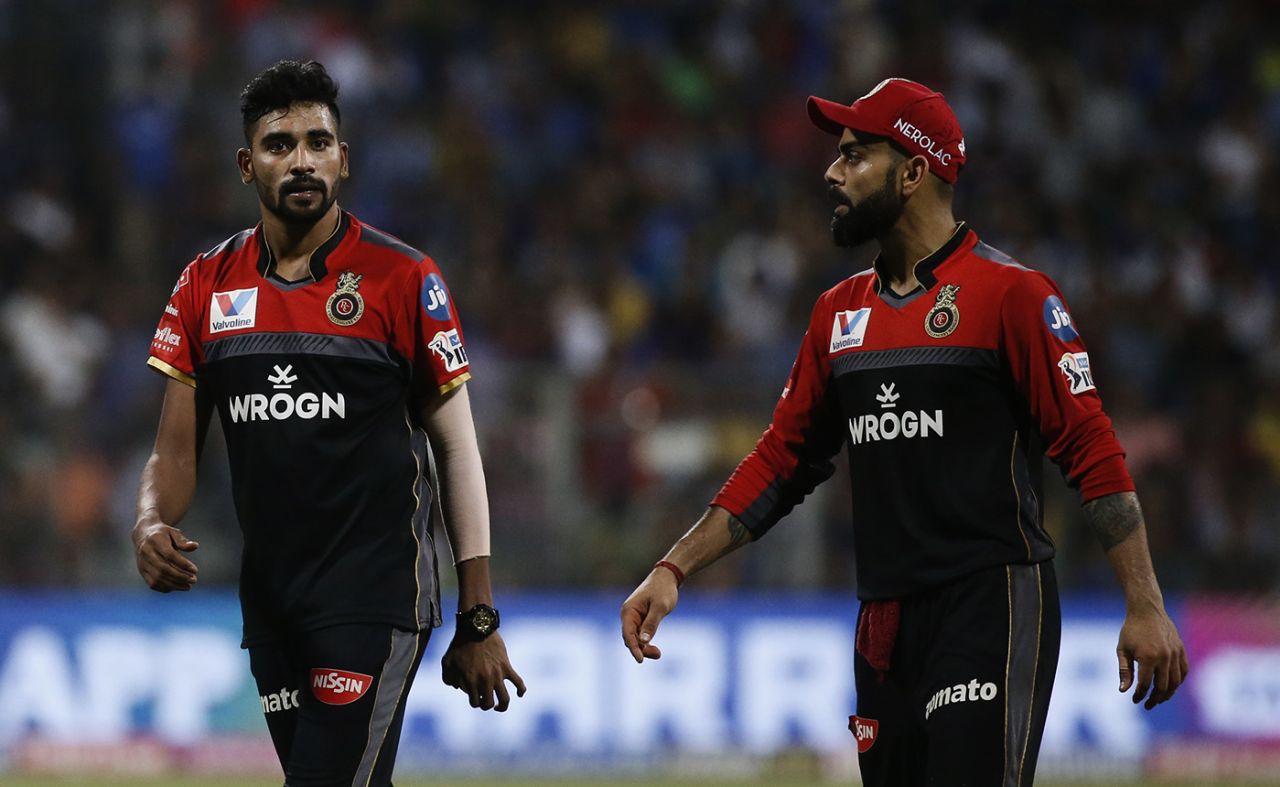 Virat Kohli talks to Mohammed Siraj, Mumbai Indians v Royal Challengers Bangalore, IPL 2019, Mumbai, April 15, 2019