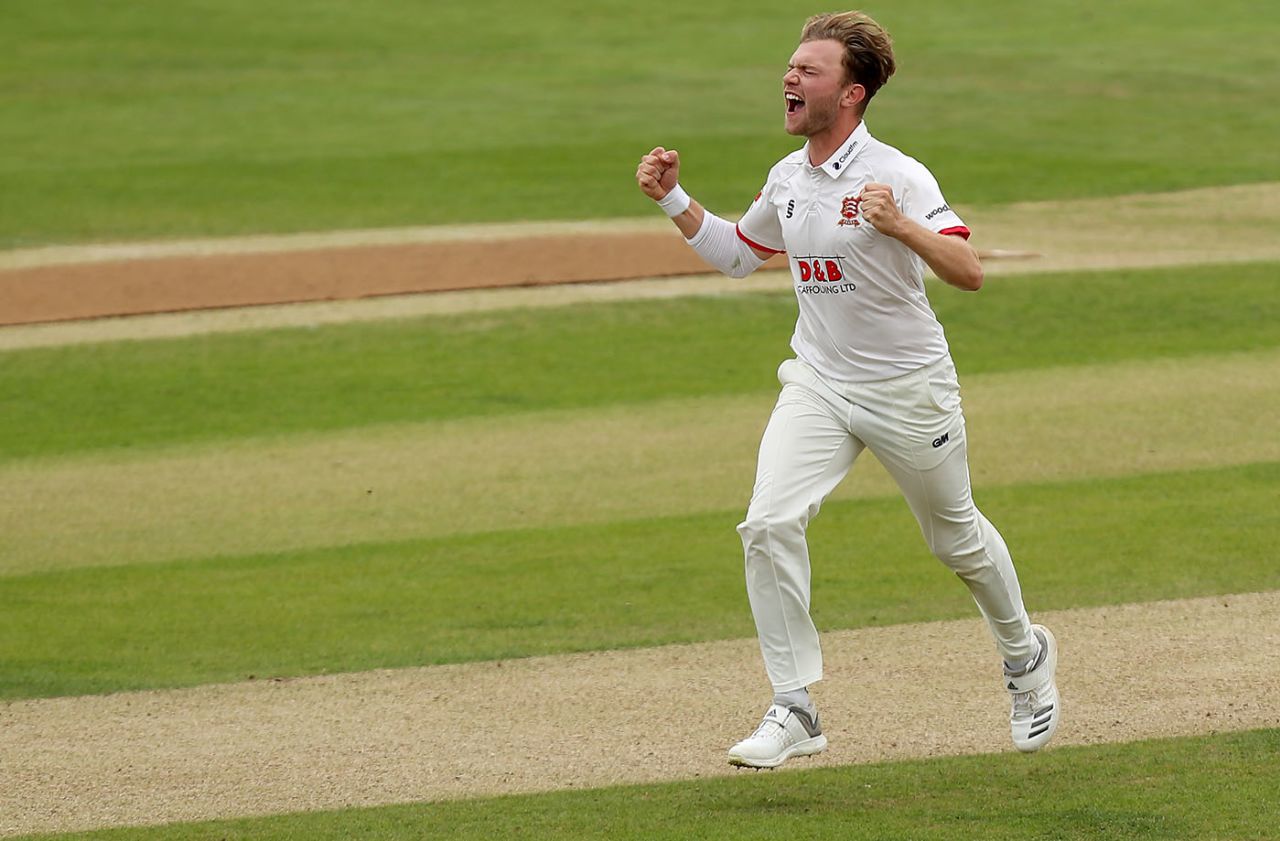 Sam Cook celebrates a breakthrough, Essex v Middlesex, Bob Willis Trophy, Chelmsford, September 8, 2020