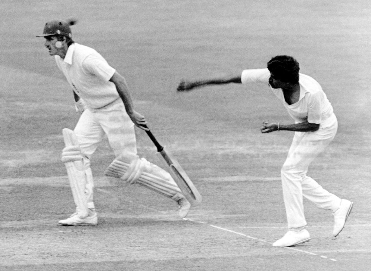 Kapil Dev bowls, England v India, 1st Test, Lord's, 1st day, June 10, 1982