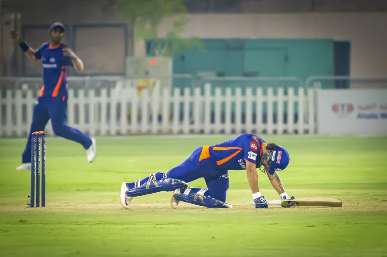 Ishan Kishan gathers himself for a moment, Abu Dhabi, September 10, 2020