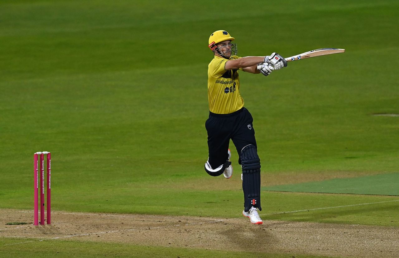Sam Hain jumps into his shot, Somerset v Birmingham Bears, Vitality Blast, Taunton, September 4, 2020