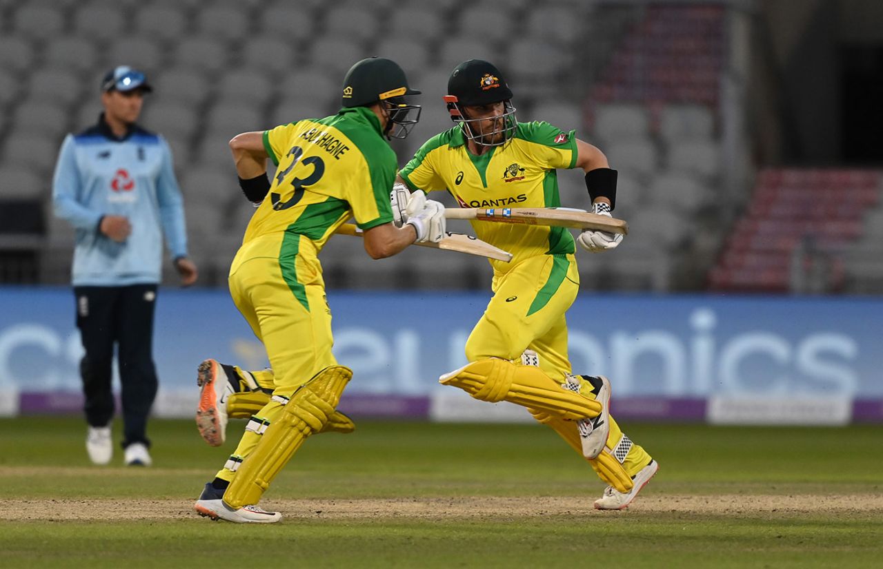 Marnus Labuschagne and Aaron Finch add to their third-wicket stand, 2nd ODI, England v Australia, at Emirates Old Trafford, September 13, 2020