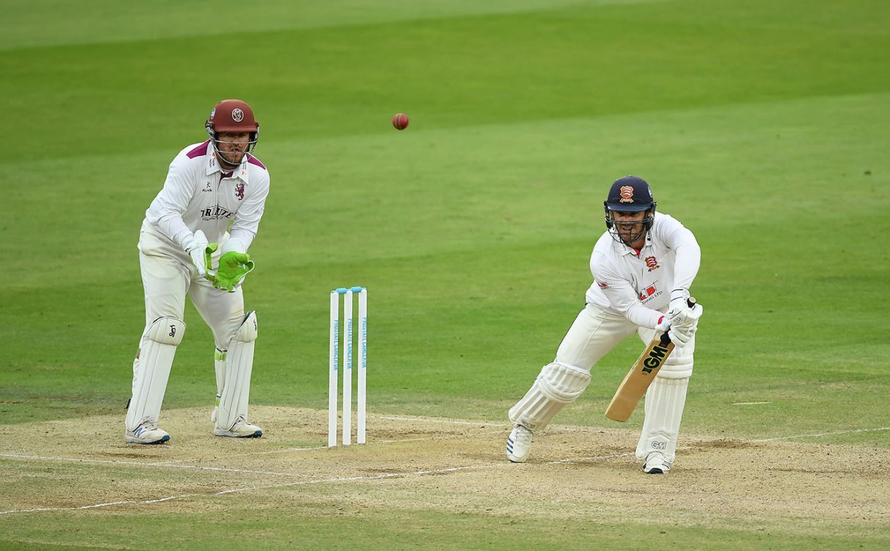 Ryan ten Doeschate lunges out to block another delivery, Somerset vs Essex, Bob Willis Trophy final, 5th day, Lord's, September 27, 2020