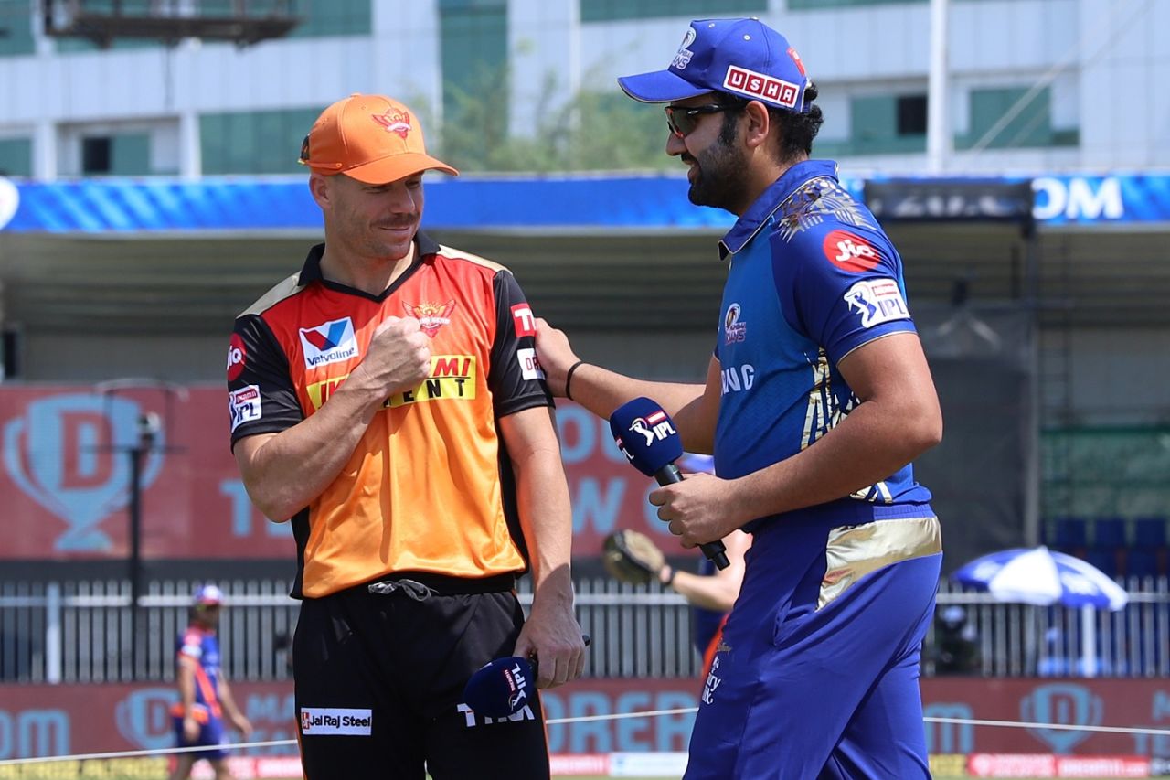 David Warner and Rohit Sharma at the toss, Mumbai Indians vs Sunrisers Hyderabad, IPL 2020, Sharjah, October 4, 2020