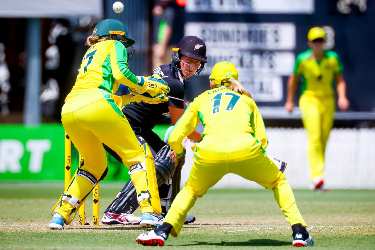 Sophie Devine plays one watchfully as Alyssa Healy and Meg Lanning look on, Australia v New Zealand, 2nd women's ODI, Brisbane, October 5, 2020