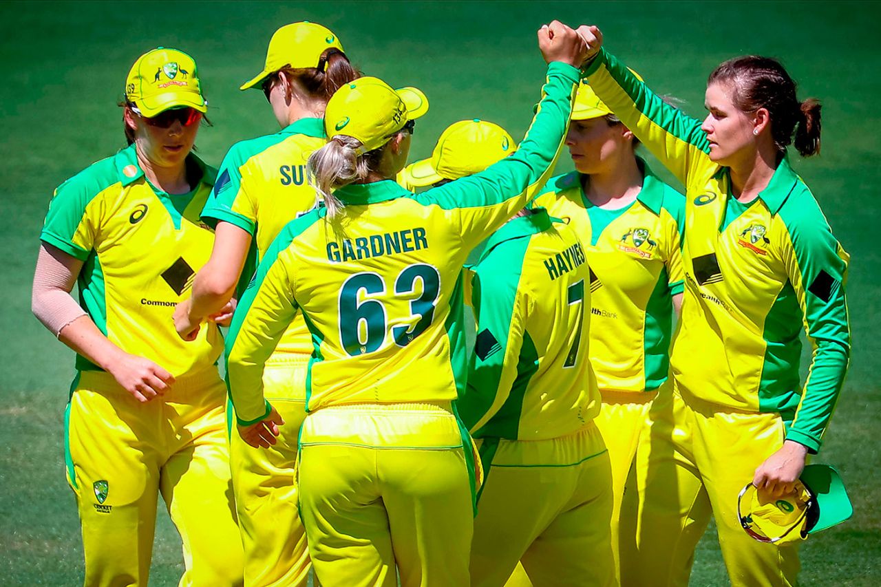 Jess Jonassen picked up three wickets in an over at the end of New Zealand's innings, Australia v New Zealand, 2nd women's ODI, Brisbane, October 5, 2020