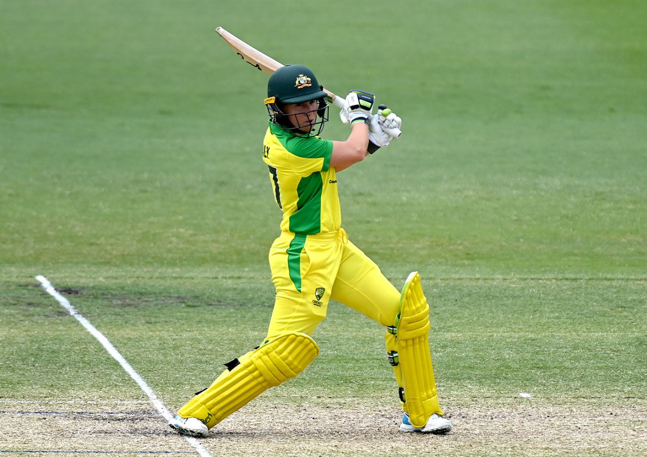 Alyssa Healy carves through the off side, Australia v New Zealand, 3rd ODI, Allan Border Field, October 7, 2020
