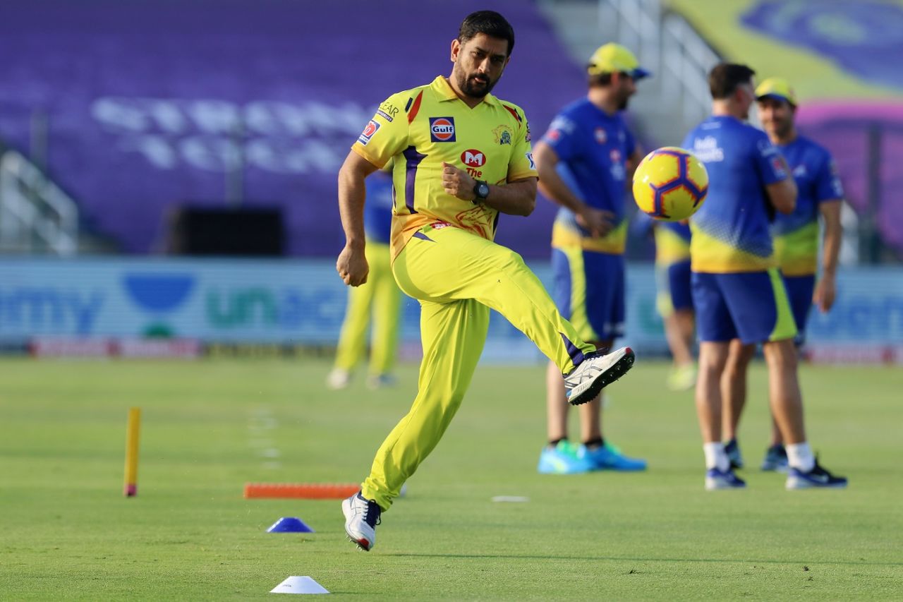 MS Dhoni plays football as part of his warm-up routine, Kolkata Knight Riders vs Chennai Super Kings, IPL 2020, Abu Dhabi, October 7, 2020