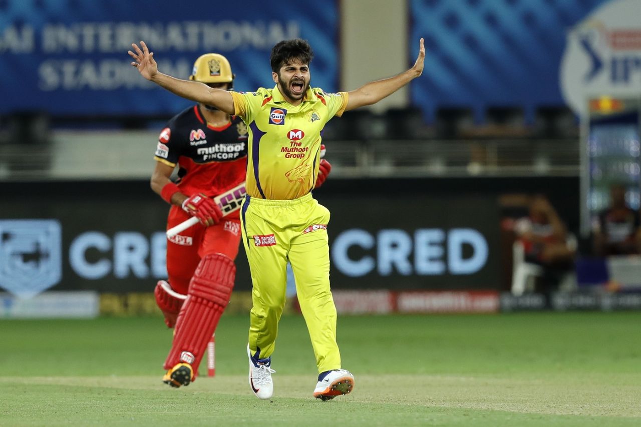 Shardul Thakur picked up two wickets in the 11th over, Royal Challengers Bangalore vs Chennai Super Kings, IPL 2020, Dubai, October 10, 2020