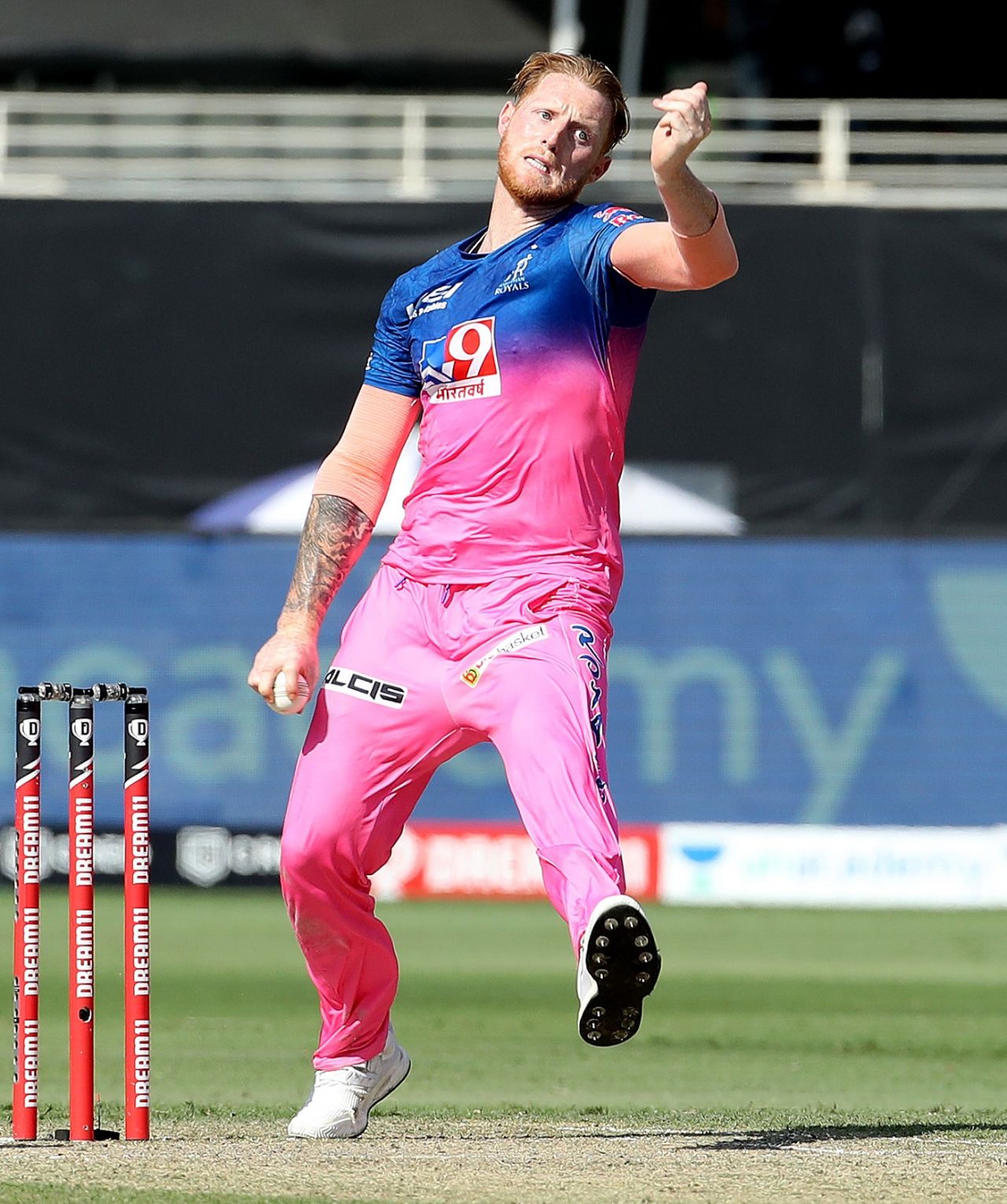 Ben Stokes has a bowl in his first match of the season, Sunrisers Hyderabad vs Rajasthan Royals, IPL 2020, Dubai, October 11, 2020