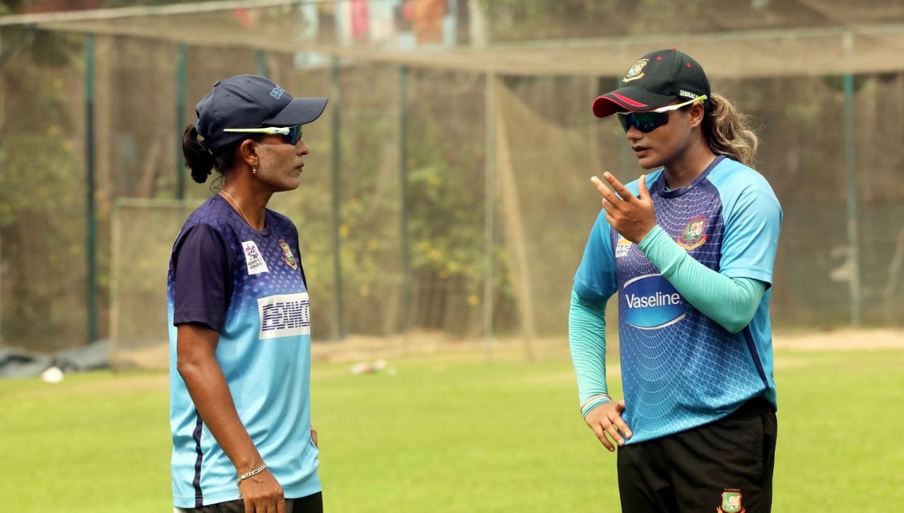 Salma Khatun and Jahanara Alam discuss a point during training, Sher-e-Bangla National Stadium, Dhaka, October 13, 2020