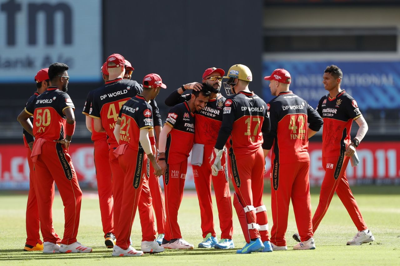 Yuzvendra Chahal surrounded by his RCB team-mates after yet another strike, Rajasthan Royals vs Royal Challengers Bangalore, IPL 2020, October 17, 2020