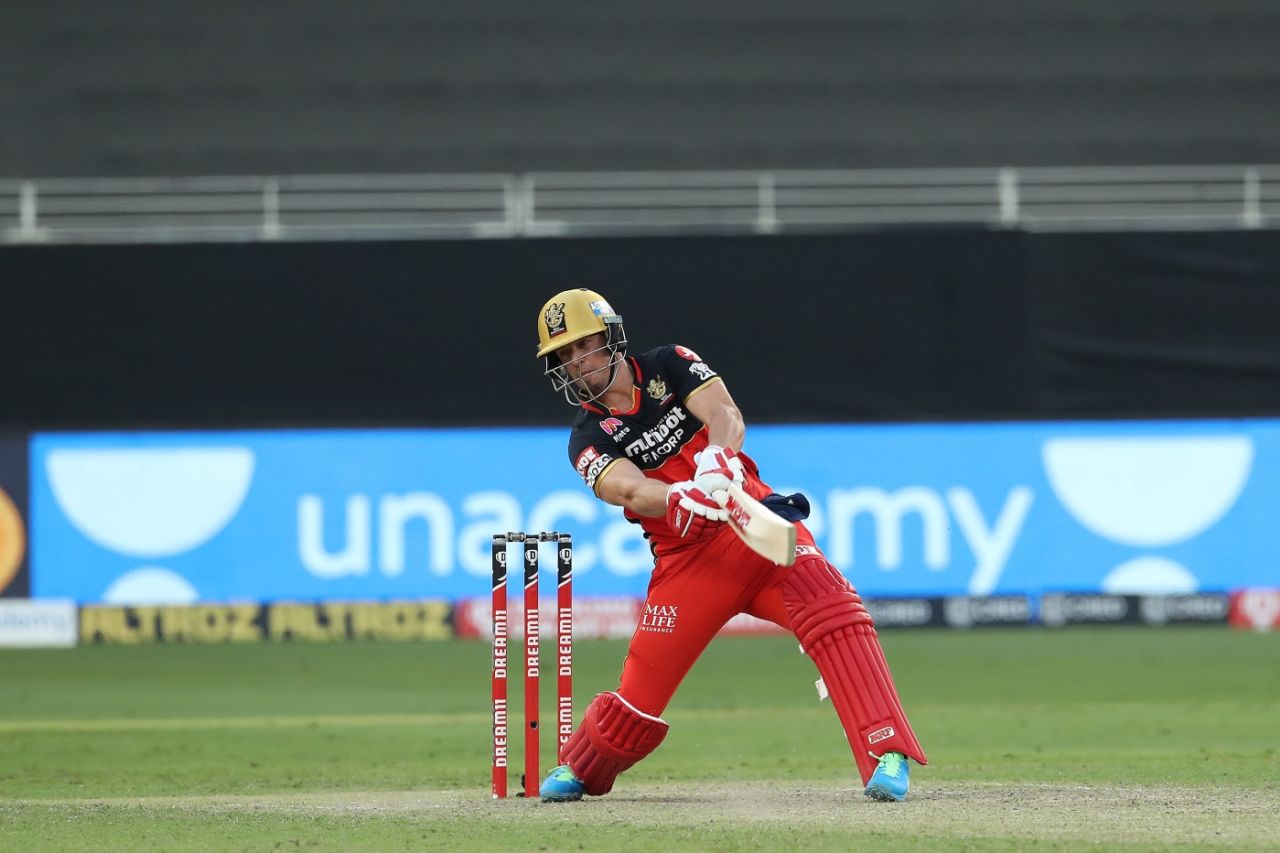 AB de Villiers scythes one over covers, Rajasthan Royals vs Royal Challengers Bangalore, Dubai, IPL 2020, October 17, 2020