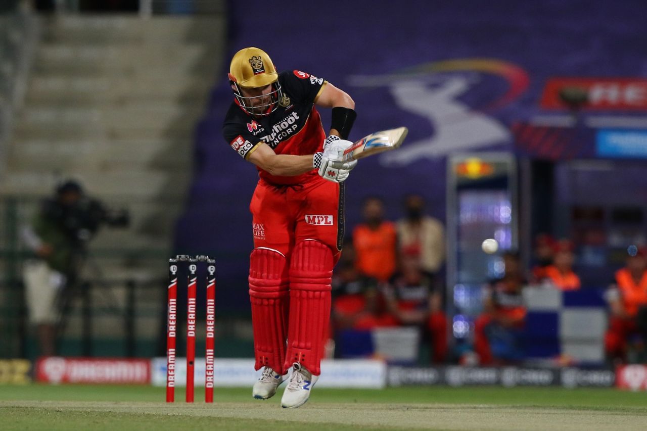 Aaron Finch works one off his pads, Kolkata Knight Riders vs Royal Challengers Bangalore, IPL 2020, Abu Dhabi, October 21, 2020