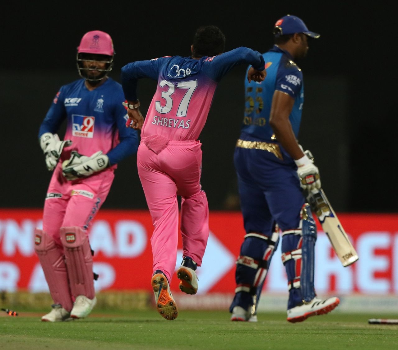 Shreyas Gopal picked up two wickets in one over, Rajasthan Royals vs Mumbai Indians, IPL 2020, Abu Dhabi, October 25, 2020