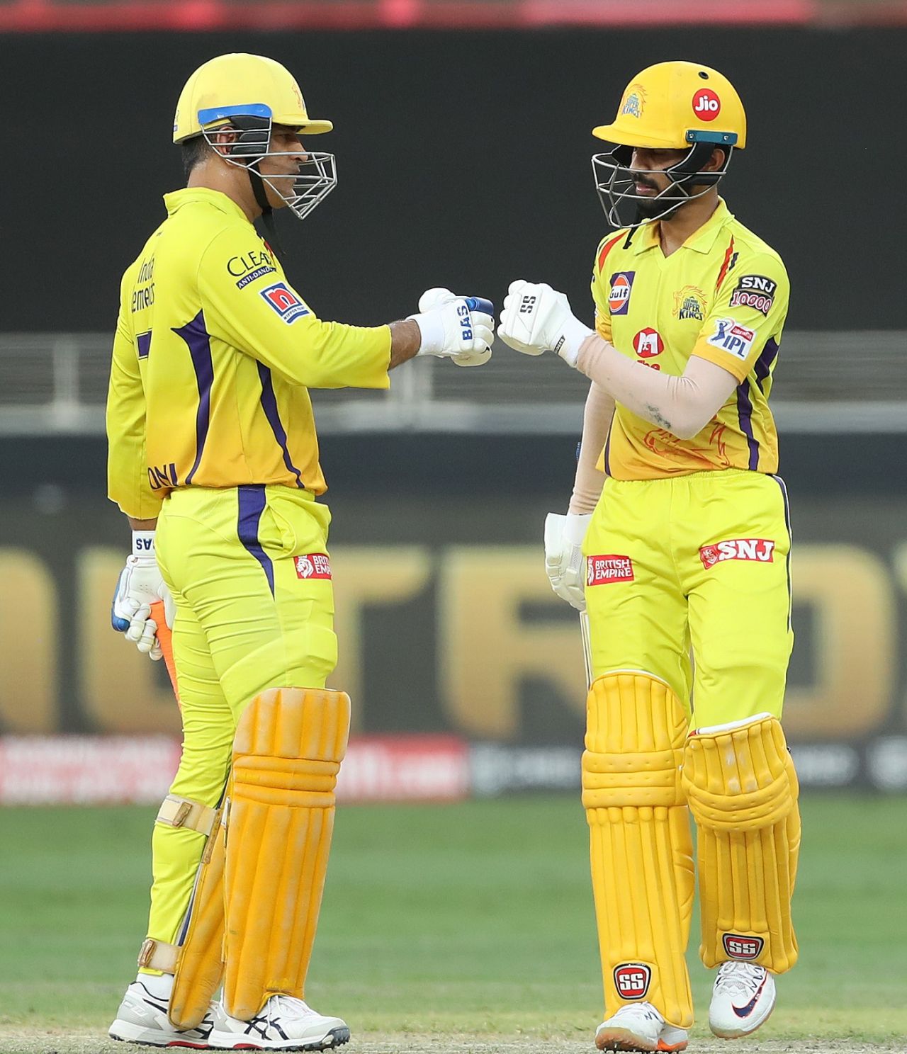 MS Dhoni and Ruturaj Gaikwad during their stand