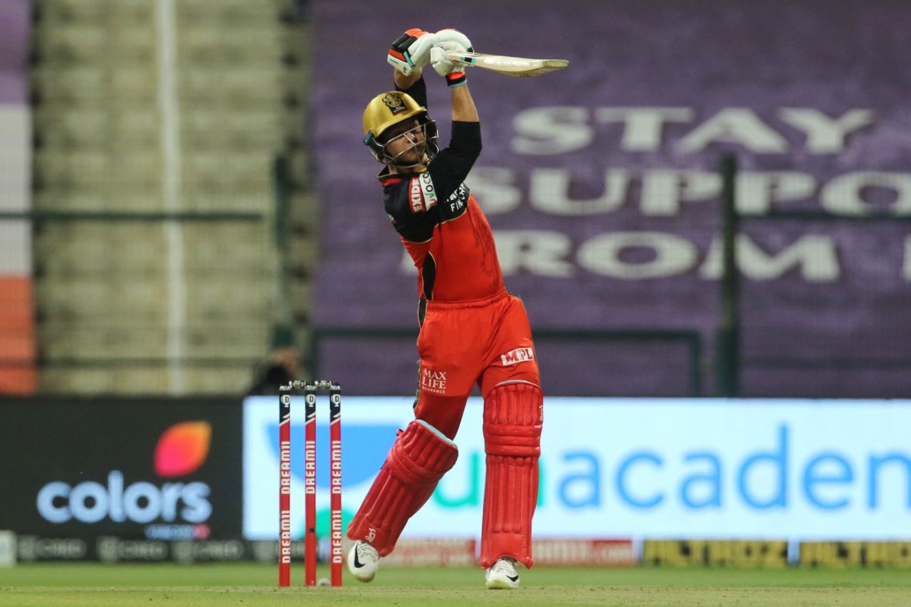 Josh Philippe goes aerial, Mumbai Indians vs Royal Challengers Bangalore, Abu Dhabi, IPL 2020, October 28, 2020