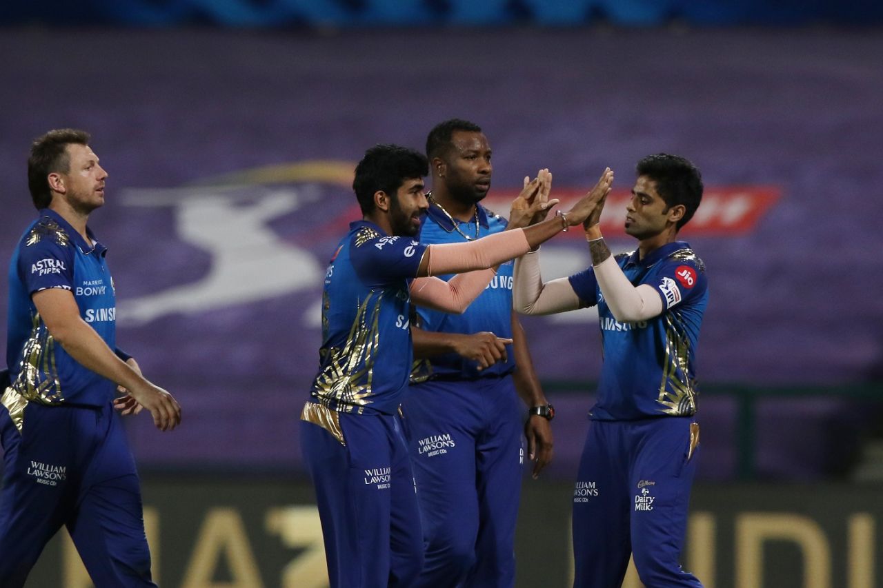 Jasprit Bumrah celebrates a wicket with his team-mates, Mumbai Indians vs Royal Challengers Bangalore, Abu Dhabi, IPL 2020, October 28, 2020
