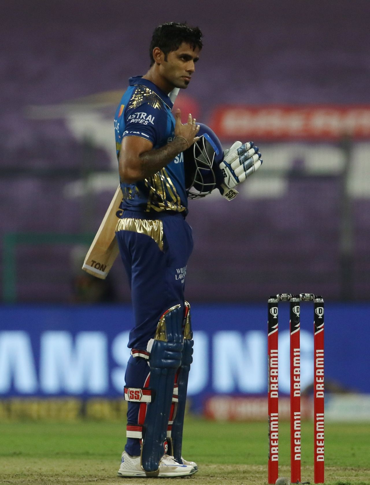 Suryakumar Yadav gestures after leading Mumbai Indians home, Mumbai Indians vs Royal Challengers Bangalore, IPL 2020, Abu Dhabi, October 28, 2020